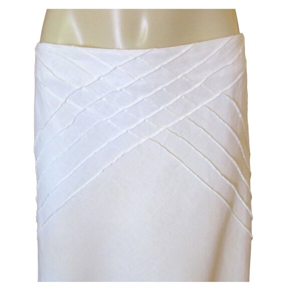 Edward 100 Percent Linen White Maxi Side Zip Fit and Flare Skirt in Size 6 - Picture 2 of 6